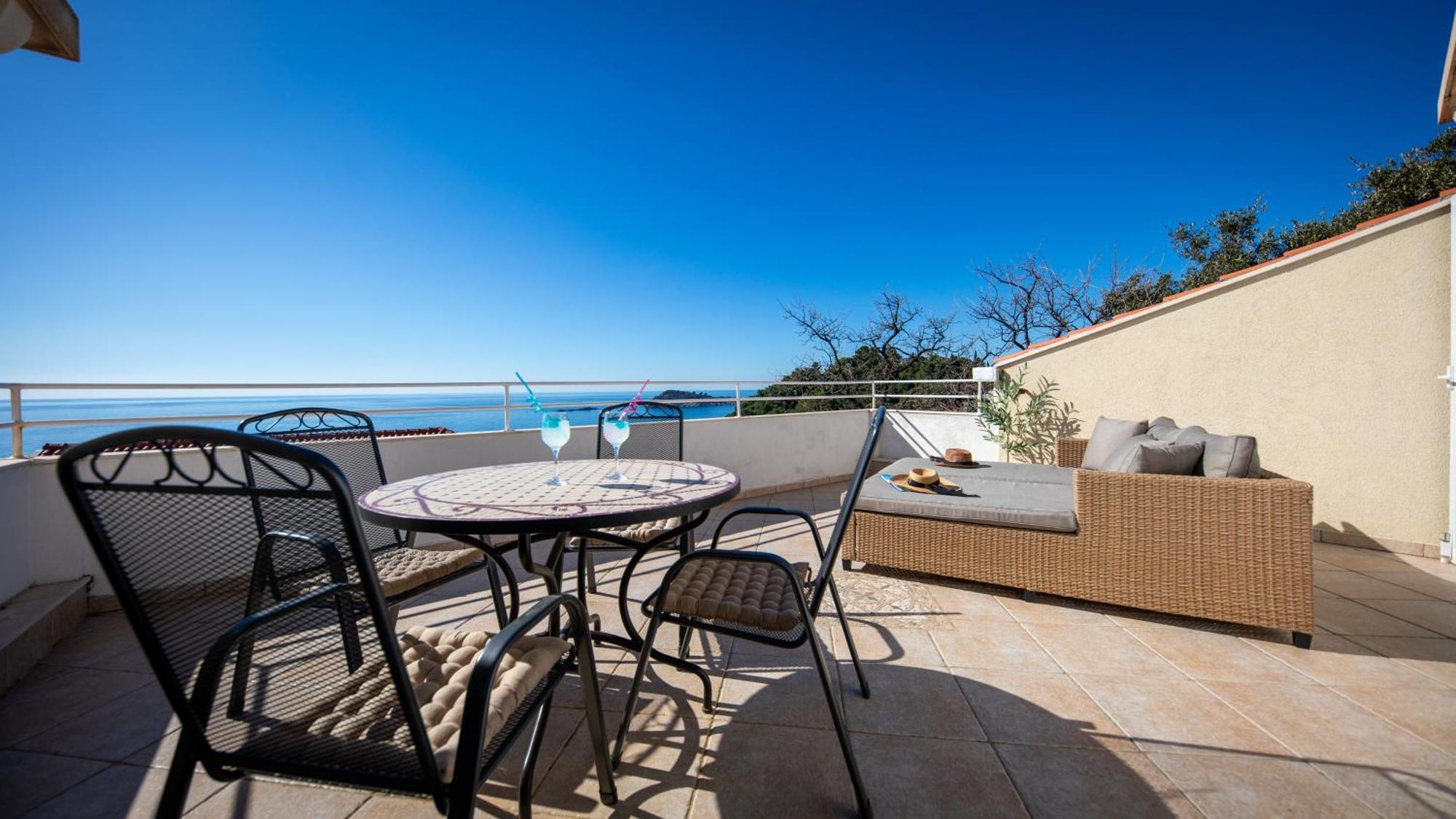 Apartment Manini Penthouse