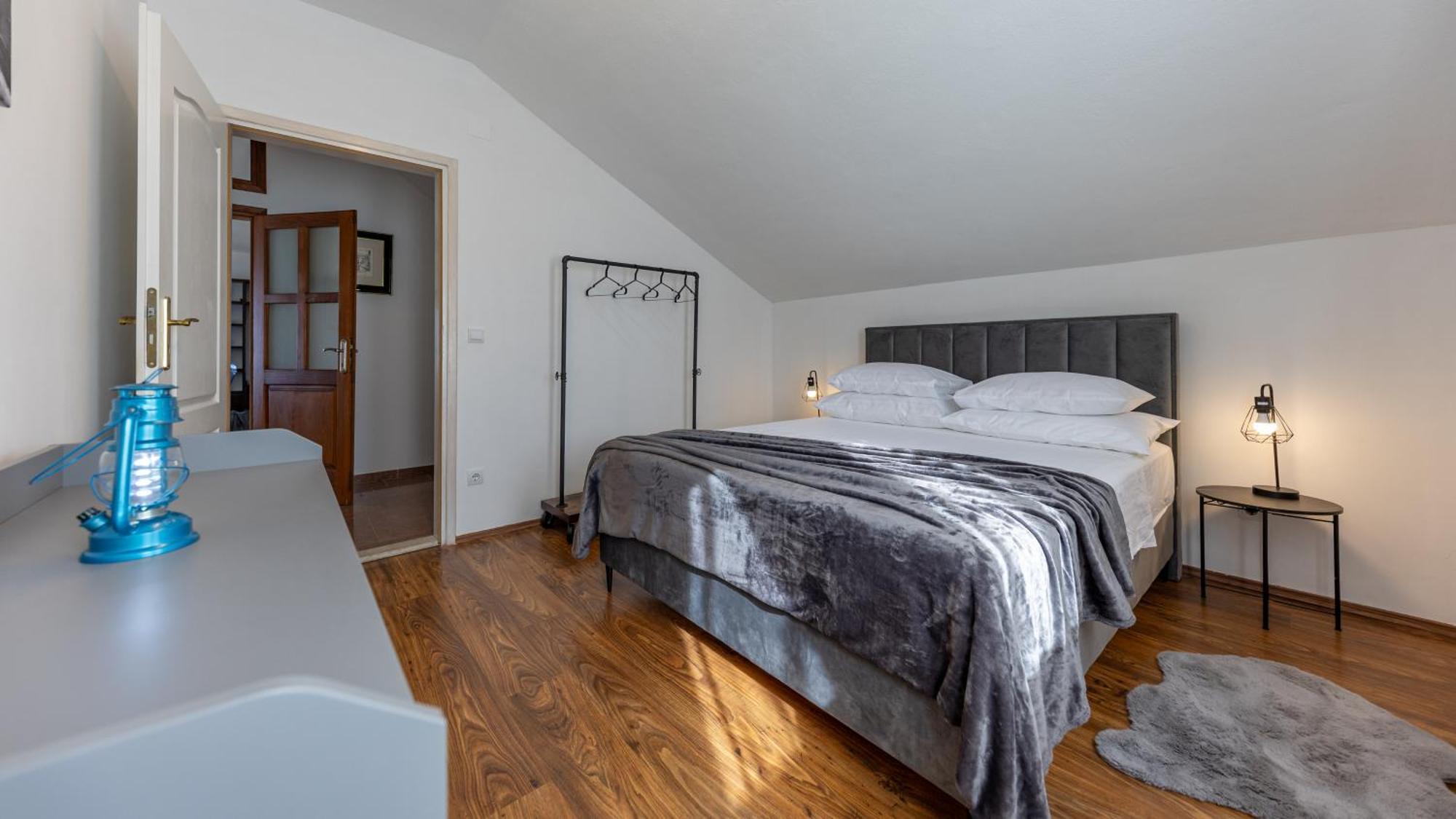 Apartment Manini Penthouse Cavtat
