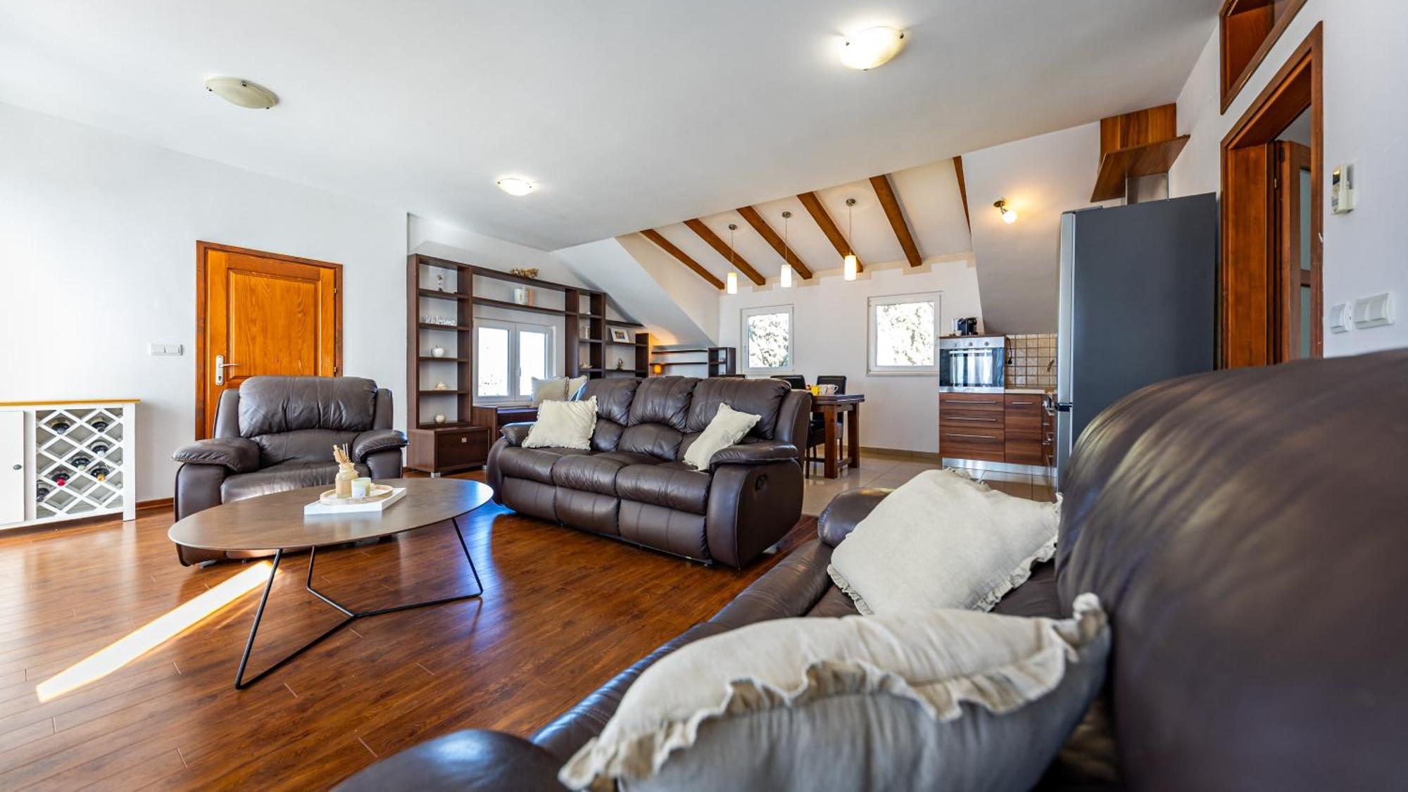 Manini Penthouse *