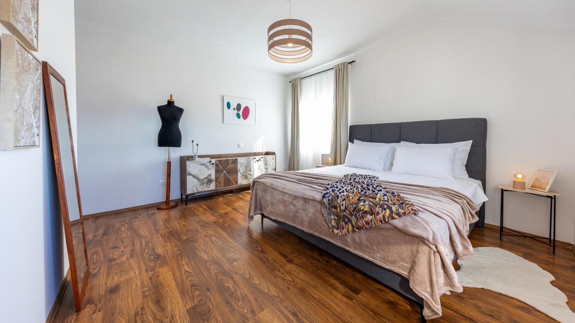 Manini Penthouse *