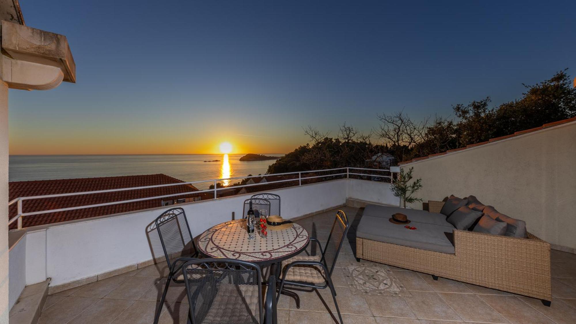 Apartment Manini Penthouse